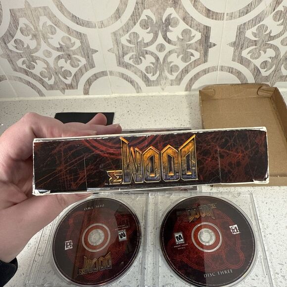 Doom 3 (2004) id Software‎ FPS Survial Horror (3) CD-ROM PC Game - Picture 5 of 7